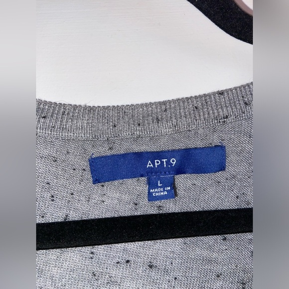 Apt 9 Women’s Large Gray Sweater - Picture 3 of 5